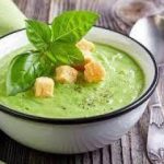 Суп из брокколи и зелёного горошка