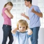 Почему родителям не стоит конфликтовать при детях