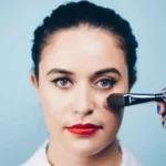 Накраситься, чтобы похудеть: 8 приемов макияжа, который стройнит